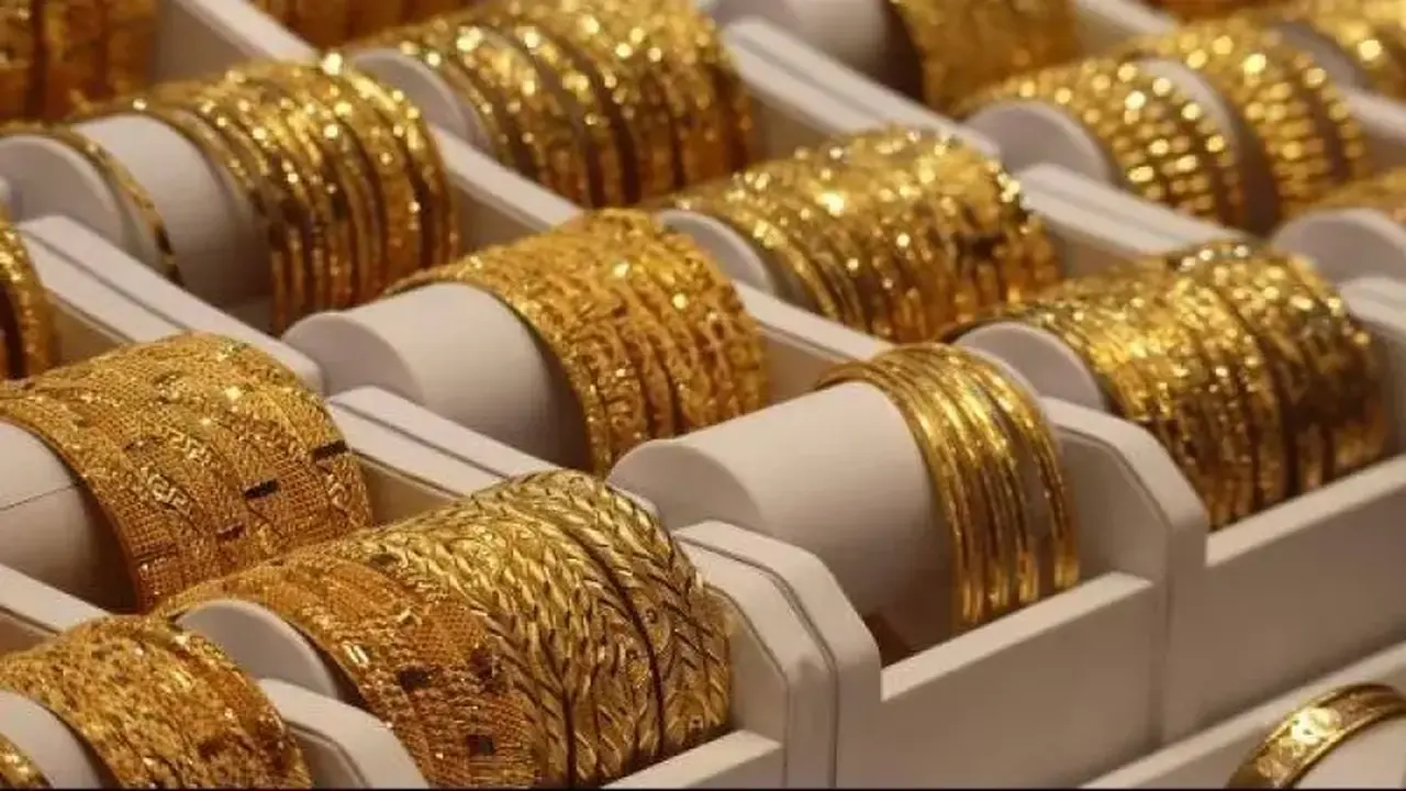 ارتفاع الذهب عالمياً.. استقرار مفاجئ يسيطر على تداولات عيار 24 في سوريا